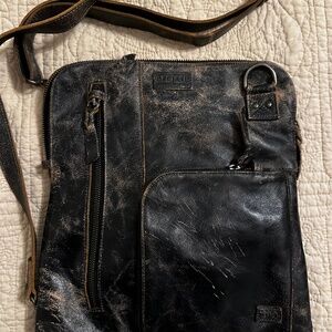 Bed Stu Aiken black lux